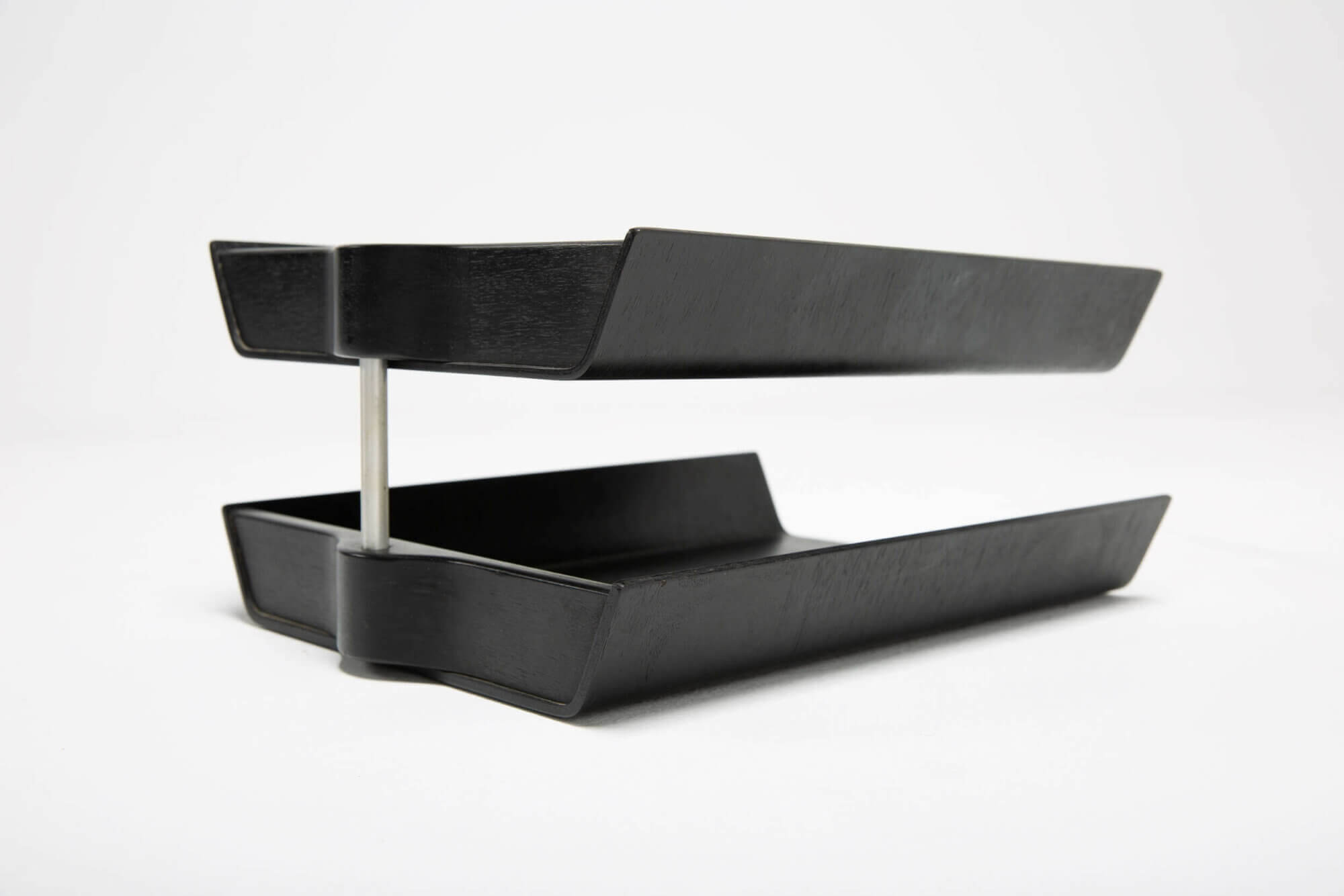 Florence-Knoll-Desk-Letter-Tray-black-03