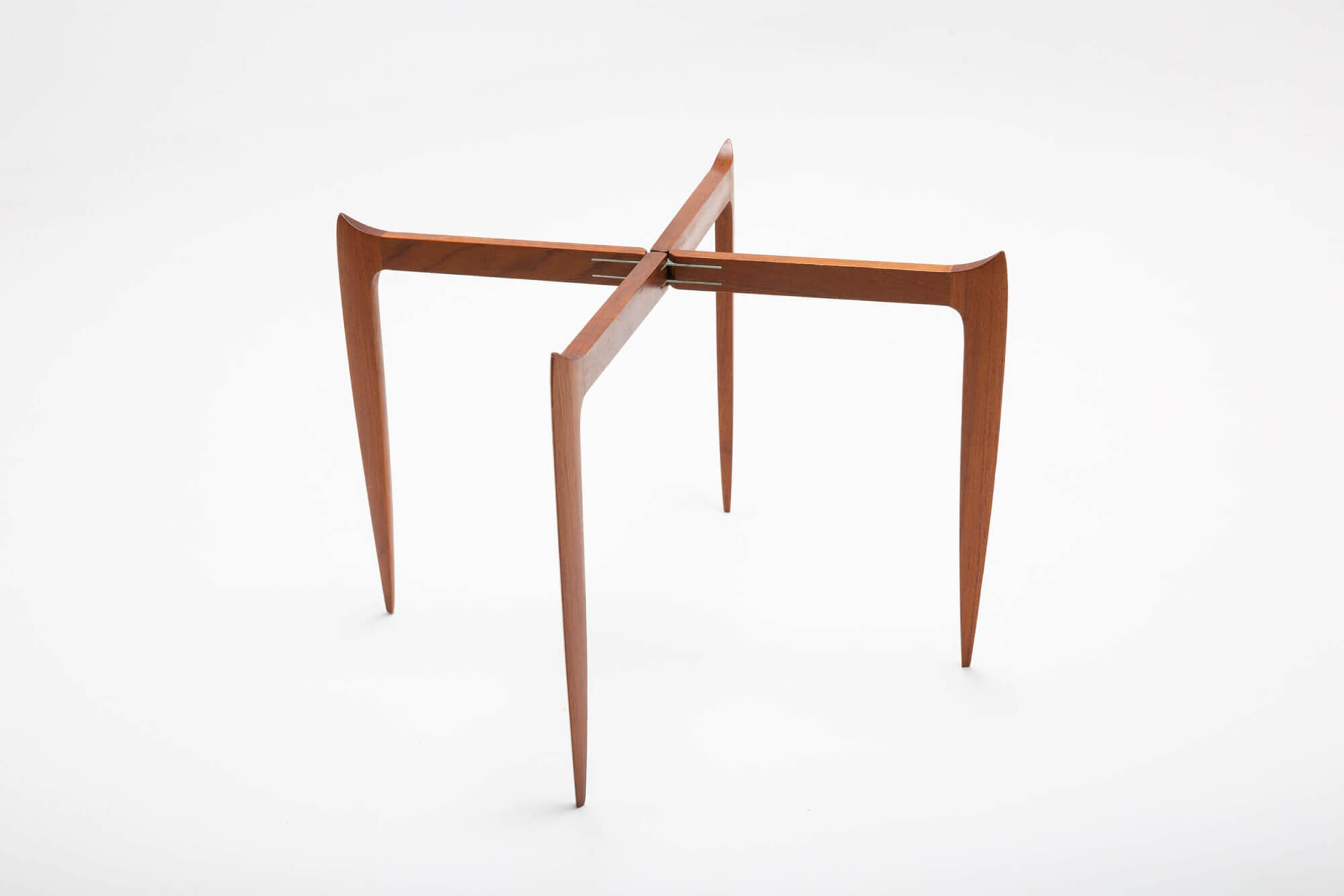 Hans-Engholm-and-Svend-Åge-Willumsen-Teak-Tray-Table-with-Foldable-frame-03