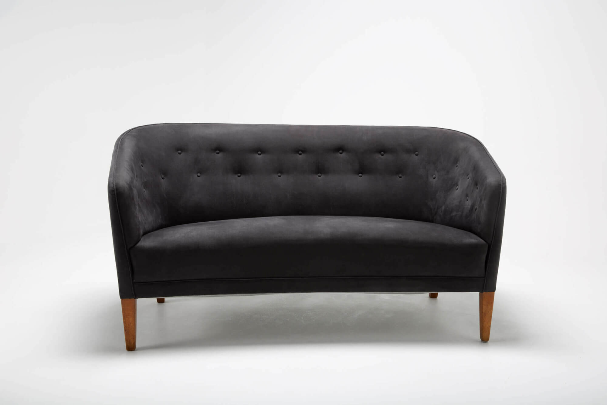 Ludvig-Pontoppidan-sofa-(2-seater)-01