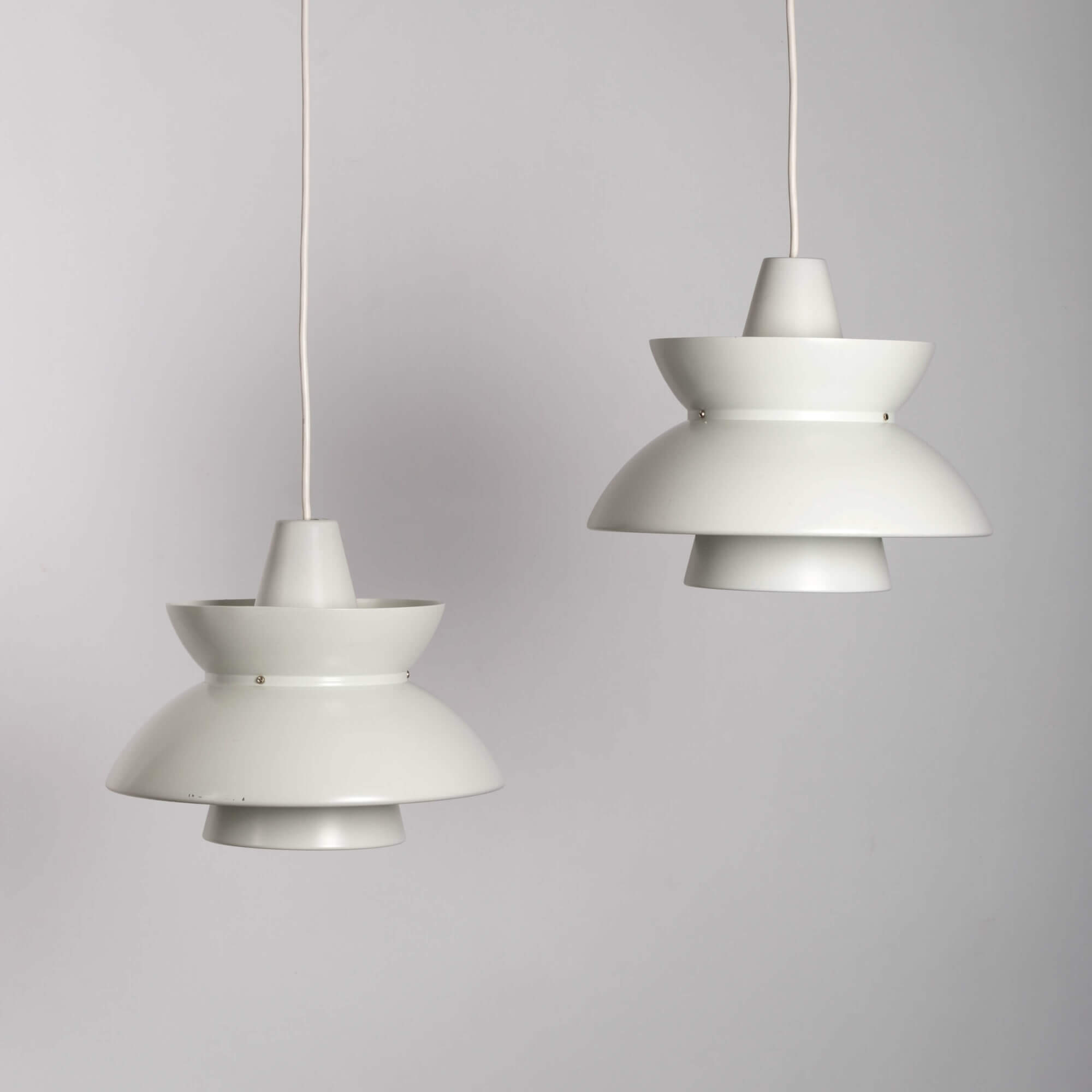 Doo-wop pendant light by Louis Poulsen, Set of 2