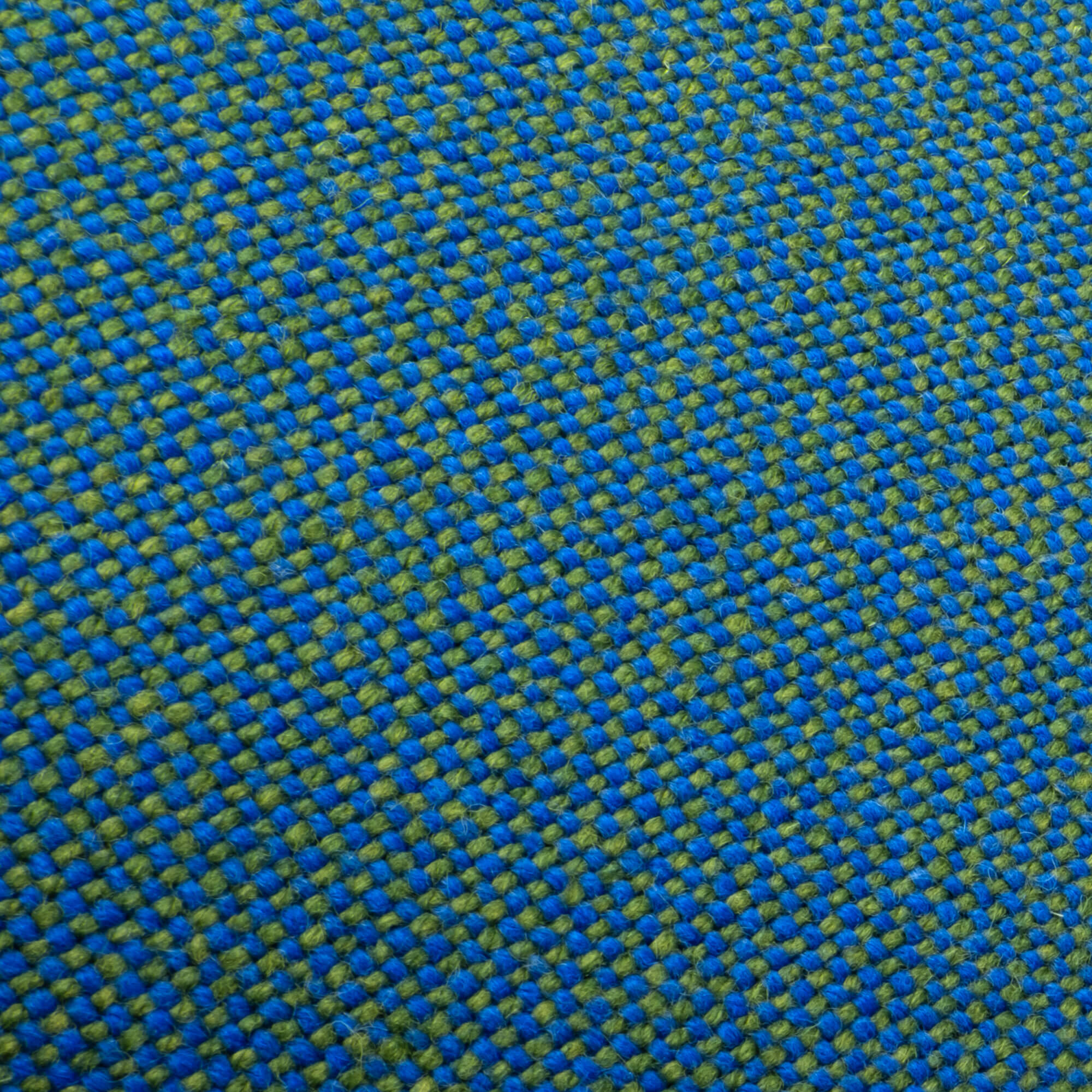 Eero Saarinen Grasshopper lounge chair close up from fabric