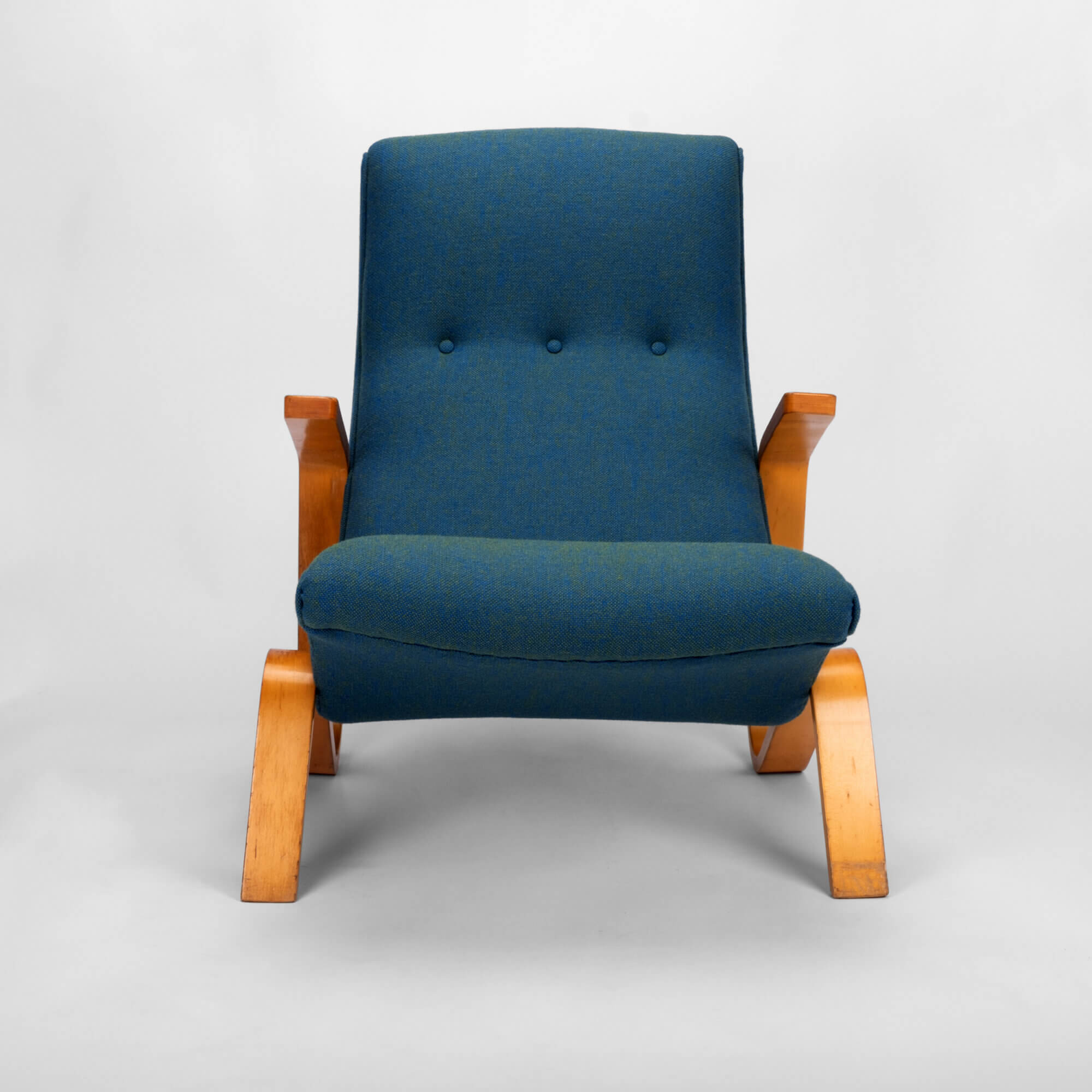 Eero Saarinen Grasshopper lounge chair shown from the front