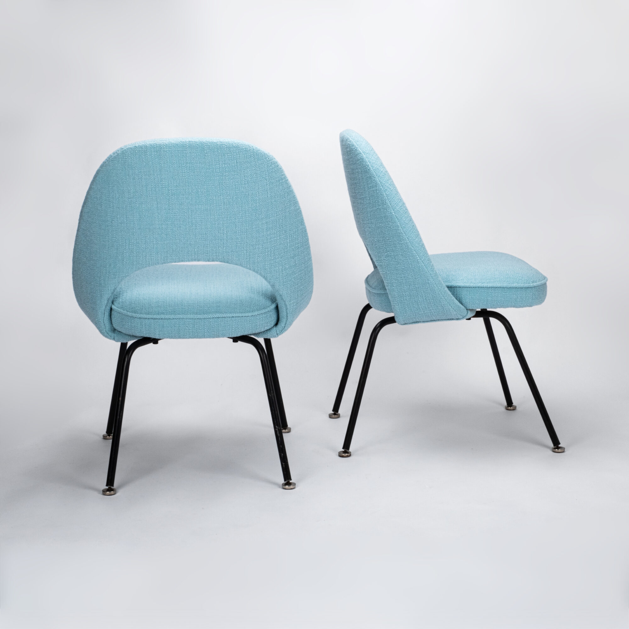 Eero-Saarinen-model-72-dining-chair-2