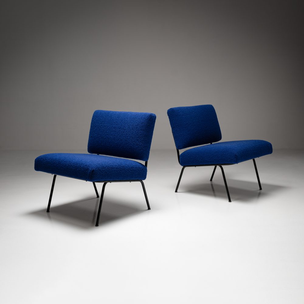 Model 31 Lounge Chair, Set of 2