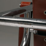 Fauteuil a dossier basculant (LC1) in brown leather, set of 2