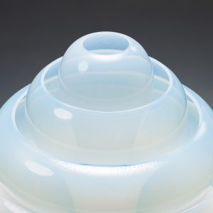 Model LT305 ‘Lotus’ Table lamp