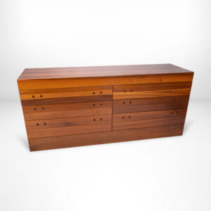 Canaletto walnut veneered chest