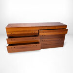 Canaletto walnut veneered chest