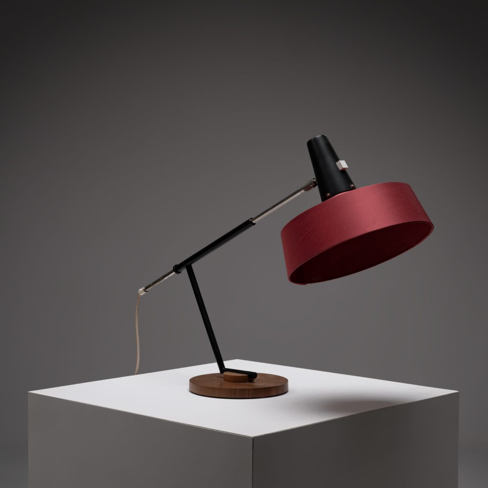 Model 30 Table Lamp