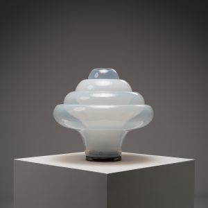 Model LT305 ‘Lotus’ Table lamp