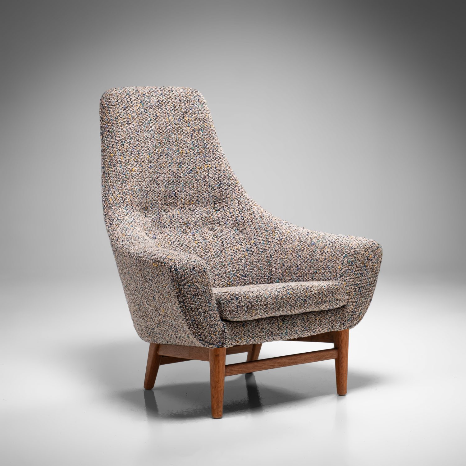 Lounge Chair