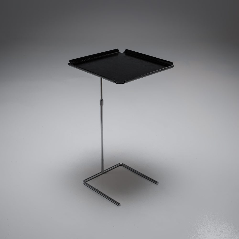 Model 4950 Tray table
