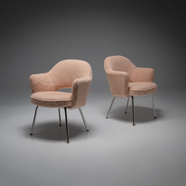 Model 71 Dining Chair in Pink, Set of 2