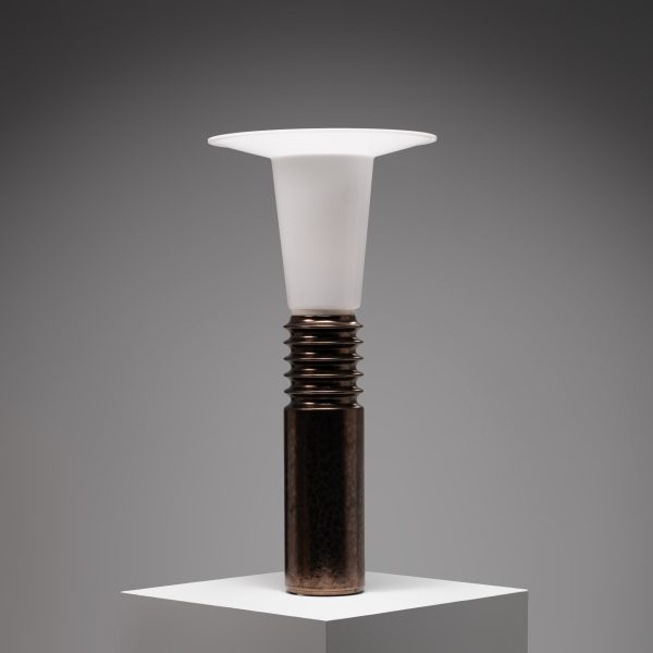 Model 1041.32 Table Lamp