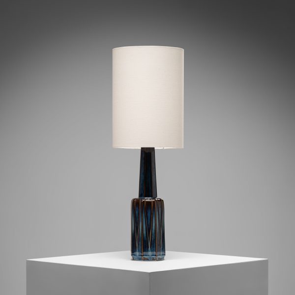 Model 1033 Large Ceramic Table Lamp